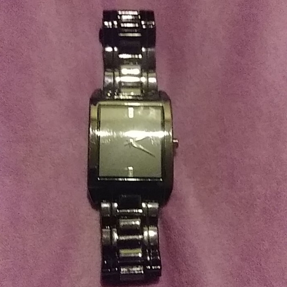 Watch - Picture 1 of 1